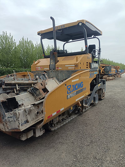 XCMG RP953T Paver