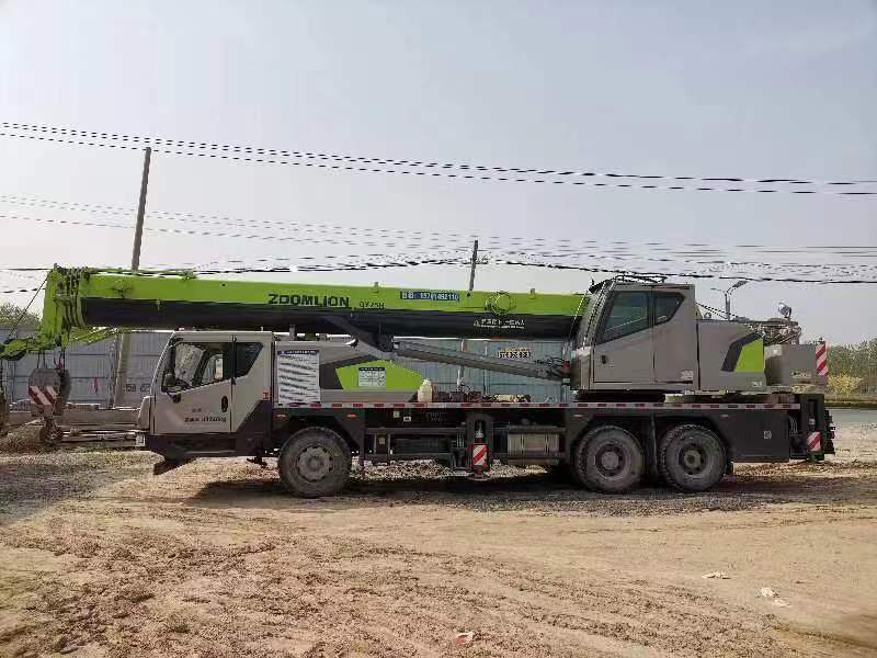 Zoomlion Heavy Duty Crane