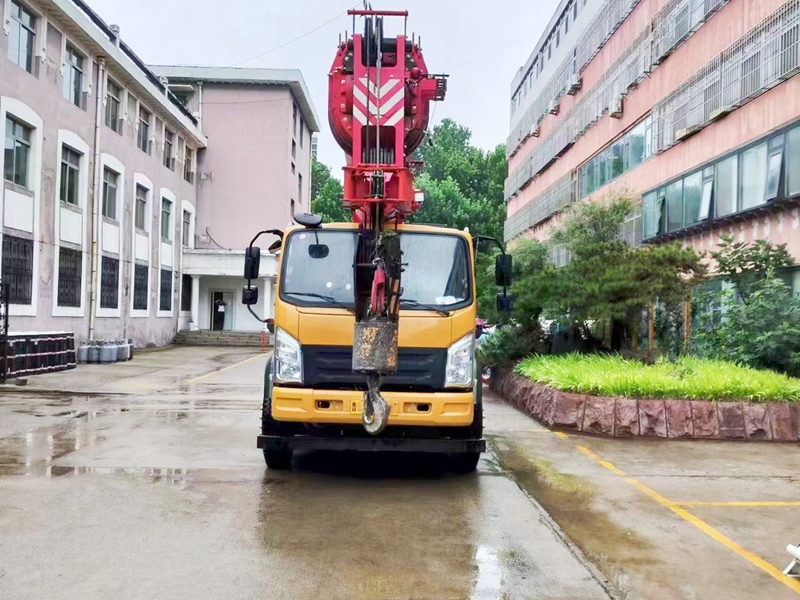 Grue de camion Sany d'occasion