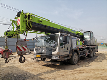 Camion-grue Zoomlion d'occasion